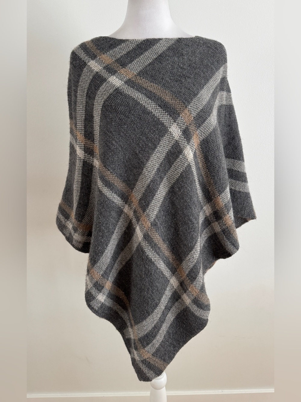 Nardi & Tagliaferri Gray Plaid Poncho Sweater wool Alpaca blend